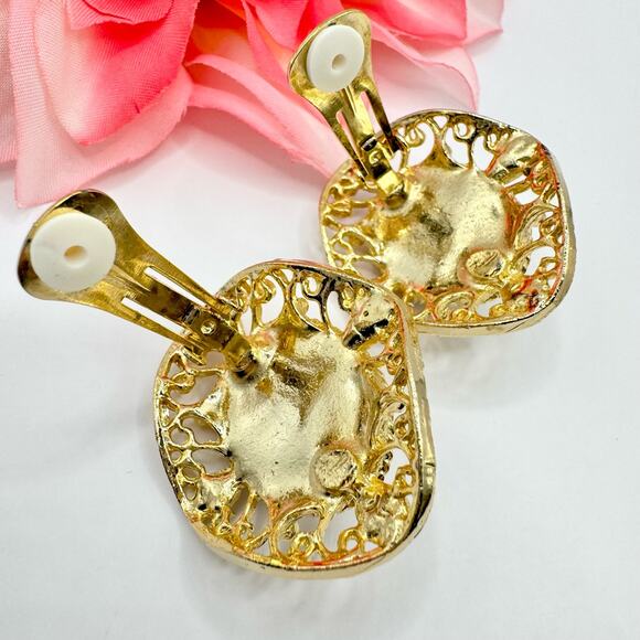 Vintage Faux Pearl Cabochon Filigree Rhinestone Huge Romantic Chic Clip Earrings - Picture 9 of 13